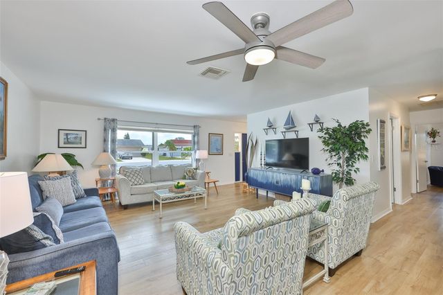 1222 W DEL WEBB BOULEVARD, Sun City Center, FL 33573