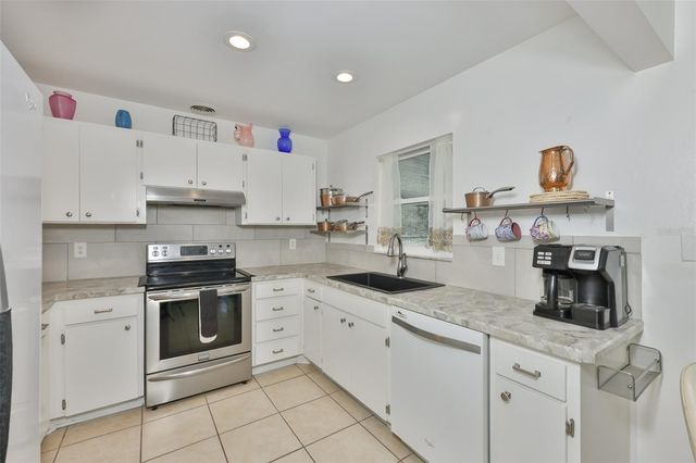 1222 W DEL WEBB BOULEVARD, Sun City Center, FL 33573