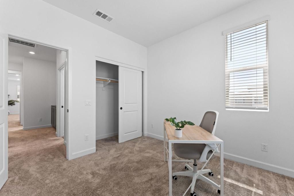 Image 18 of property listing at 780 Mateo Street 1, Chula Vista, CA 91911