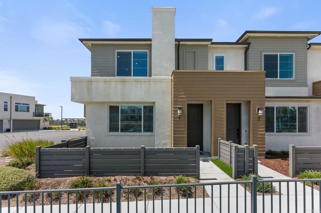 Image 3 of property listing at 780 Mateo Street 1, Chula Vista, CA 91911