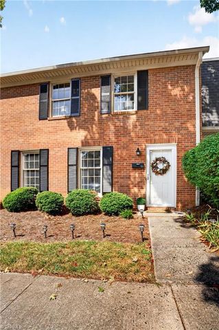 4080 Huntingreen Lane B, Winston-salem, NC 27106