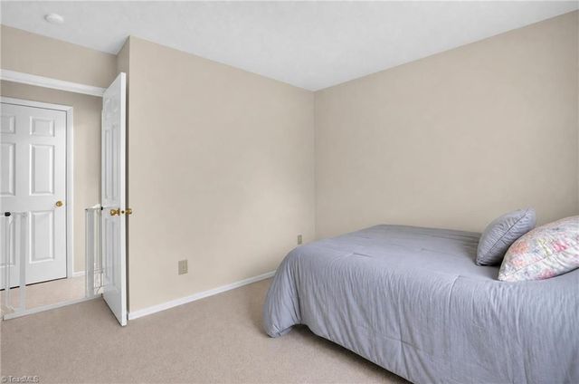 4080 Huntingreen Lane B, Winston-salem, NC 27106