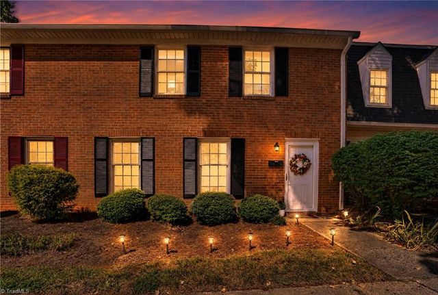 4080 Huntingreen Lane B, Winston-salem, NC 27106