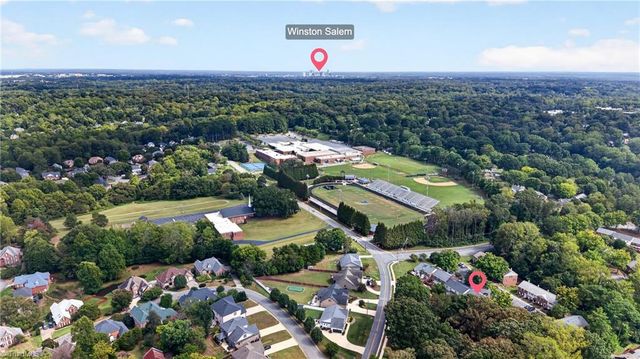 4080 Huntingreen Lane B, Winston-salem, NC 27106