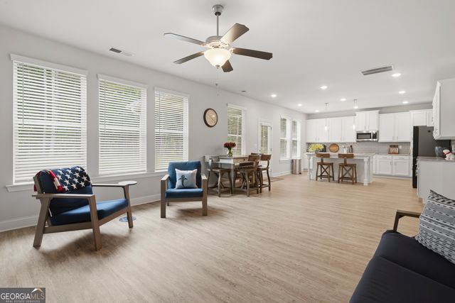2232 Fox Creek Drive, Haddock, GA 31033