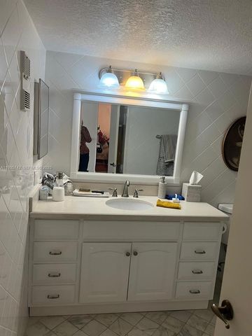 2704 NW 104th Ave 309, Sunrise, FL 33322