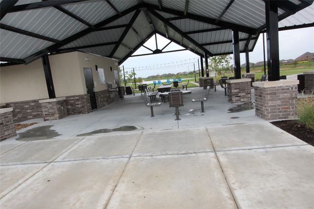 21202 Surf Island Drive, Cypress, TX 77433