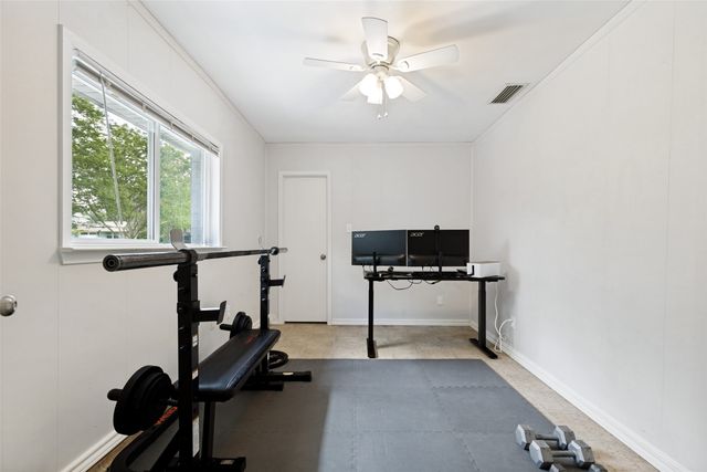 817 Kingswood Avenue, Richardson, TX 75080