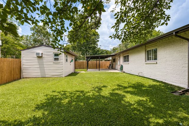 817 Kingswood Avenue, Richardson, TX 75080