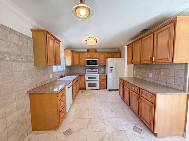 9534 Brakeman Ct, Sacramento, CA 95827