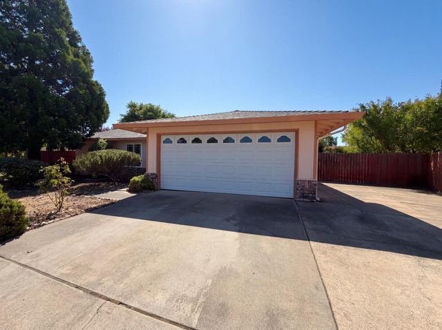 9534 Brakeman Ct, Sacramento, CA 95827