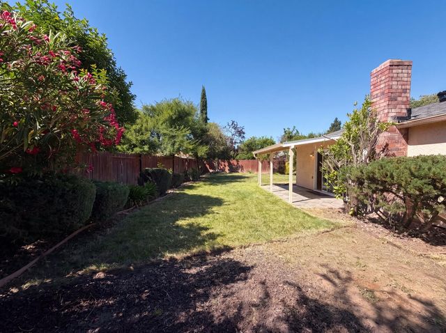 9534 Brakeman Ct, Sacramento, CA 95827