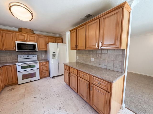 9534 Brakeman Ct, Sacramento, CA 95827