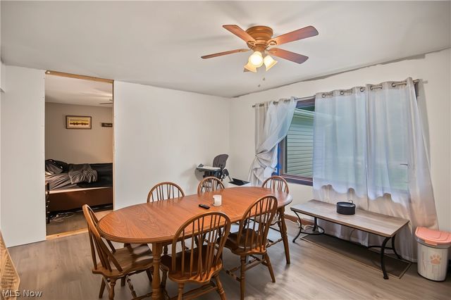 1301 Collar Price Road, Hubbard, OH 44425