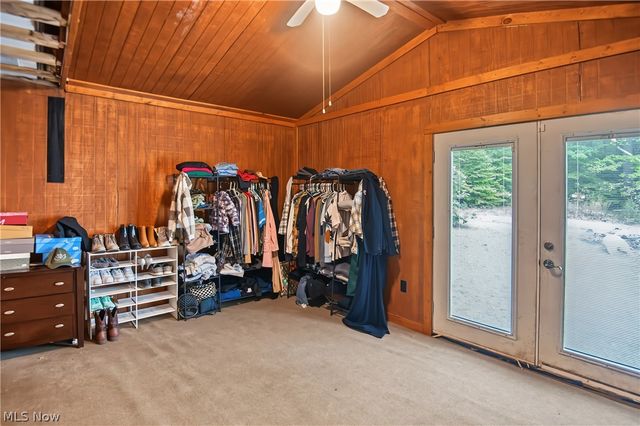 1301 Collar Price Road, Hubbard, OH 44425