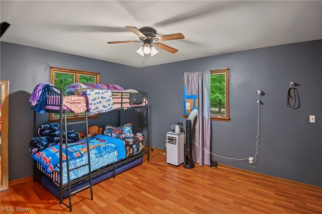 1301 Collar Price Road, Hubbard, OH 44425
