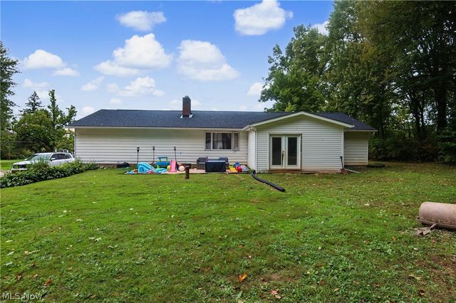 1301 Collar Price Road, Hubbard, OH 44425