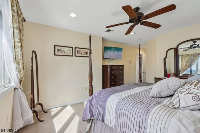 411 Heights Dr, Haledon Boro, NJ 07508