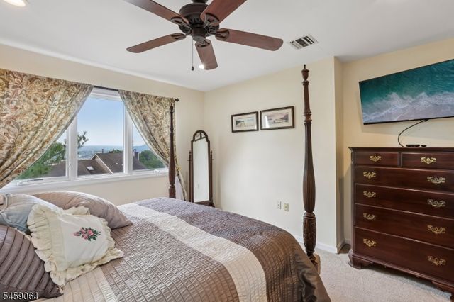 411 Heights Dr, Haledon Boro, NJ 07508
