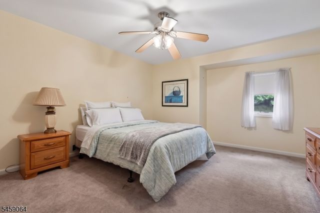 411 Heights Dr, Haledon Boro, NJ 07508