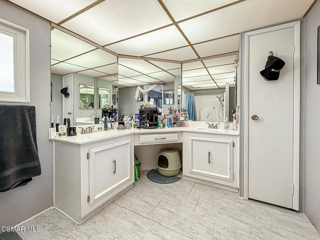 27361 Sierra Highway 266, Canyon Country, CA 91351