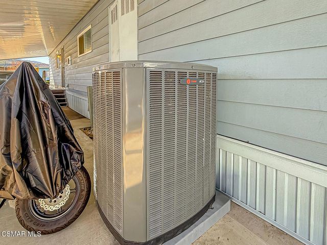 27361 Sierra Highway 266, Canyon Country, CA 91351