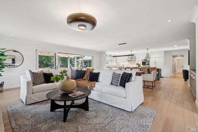 3033 Myrtledale Rd, Calistoga, CA 94515