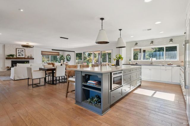 3033 Myrtledale Rd, Calistoga, CA 94515