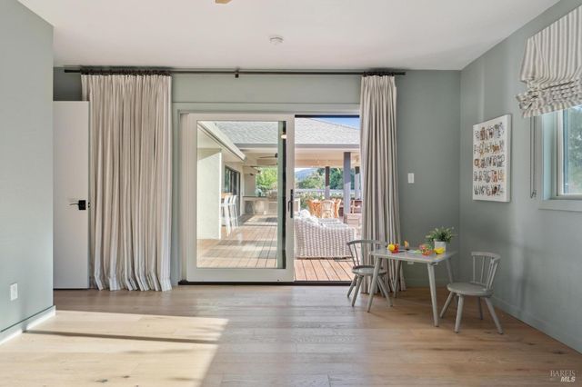 3033 Myrtledale Rd, Calistoga, CA 94515