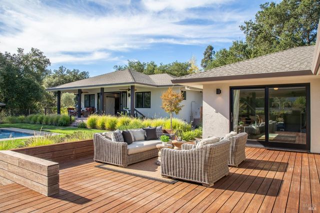 3033 Myrtledale Rd, Calistoga, CA 94515