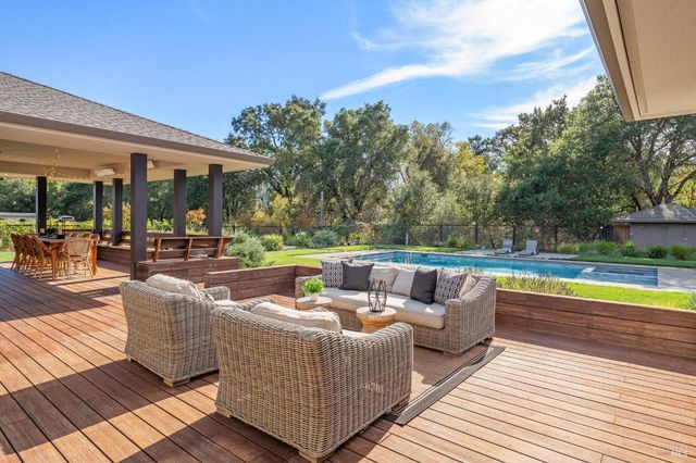 3033 Myrtledale Rd, Calistoga, CA 94515