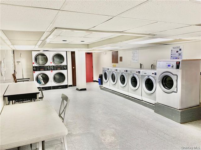 673 Locust Street 2C, Mount Vernon, NY 10552