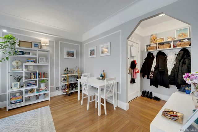 673 Locust Street 2C, Mount Vernon, NY 10552