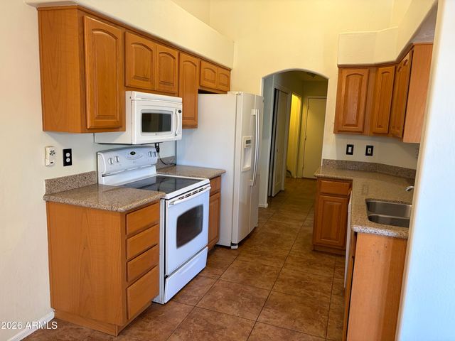 222 W CAROLINE Lane, Chandler, AZ 85225