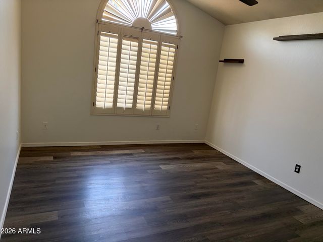 222 W CAROLINE Lane, Chandler, AZ 85225