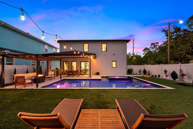 902 W PLYMOUTH STREET, Tampa, FL 33603