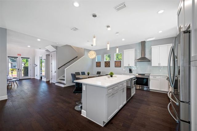 902 W PLYMOUTH STREET, Tampa, FL 33603