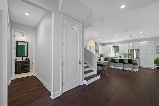 902 W PLYMOUTH STREET, Tampa, FL 33603