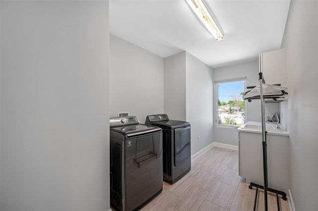 902 W PLYMOUTH STREET, Tampa, FL 33603