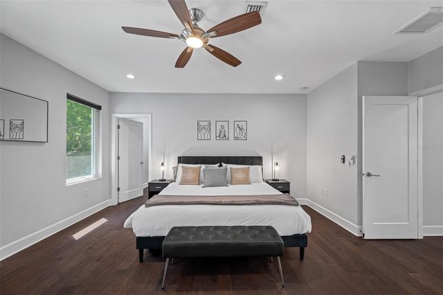 902 W PLYMOUTH STREET, Tampa, FL 33603