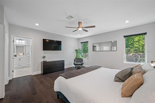 902 W PLYMOUTH STREET, Tampa, FL 33603