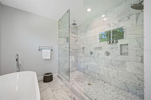 902 W PLYMOUTH STREET, Tampa, FL 33603