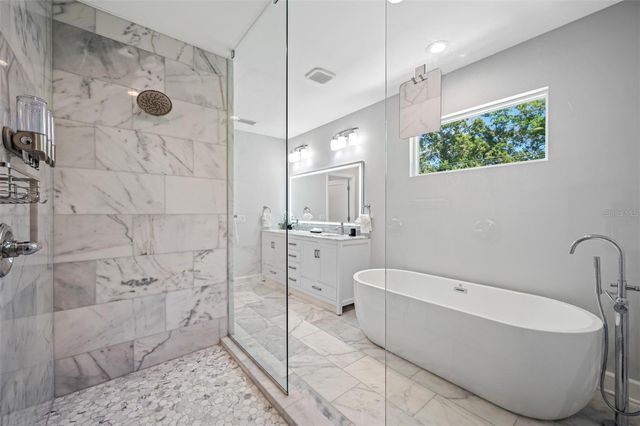 902 W PLYMOUTH STREET, Tampa, FL 33603