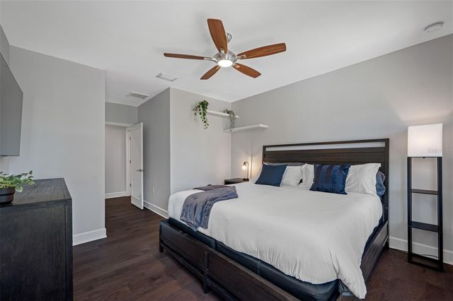 902 W PLYMOUTH STREET, Tampa, FL 33603