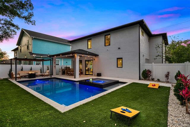 902 W PLYMOUTH STREET, Tampa, FL 33603