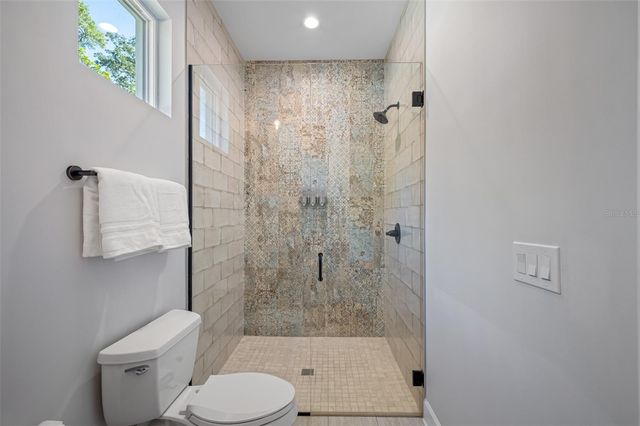 902 W PLYMOUTH STREET, Tampa, FL 33603