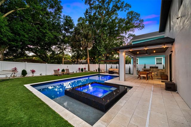 902 W PLYMOUTH STREET, Tampa, FL 33603