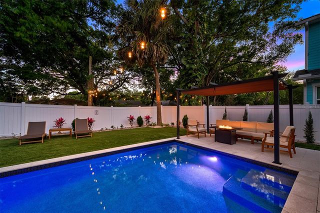 902 W PLYMOUTH STREET, Tampa, FL 33603