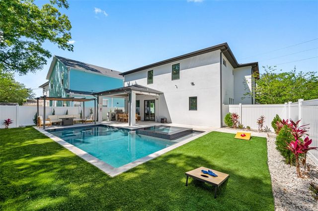 902 W PLYMOUTH STREET, Tampa, FL 33603