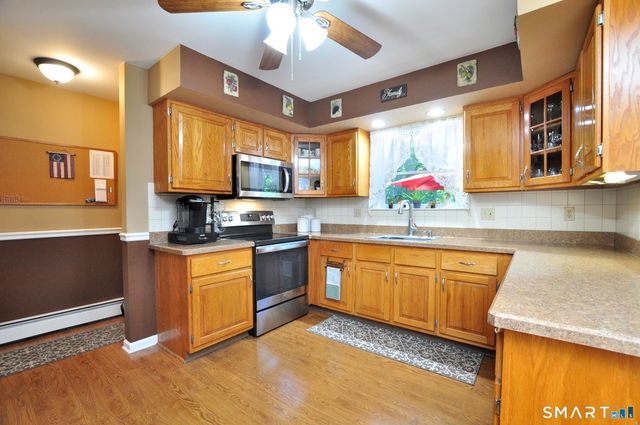 14 Heather Court, New Milford, CT 06776